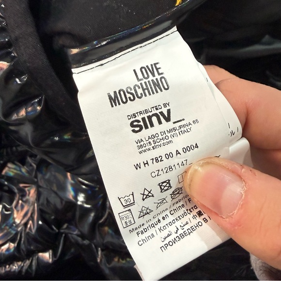 Love Moschino Puffer Coat Black Shiny Heart Logo - Picture 11 of 11